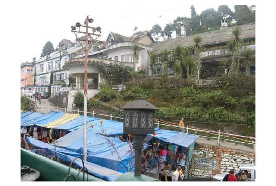 3754900-planters_club_Darjeeling