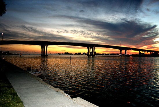 Cuban Memorial Boulevard