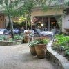 courtyard patio