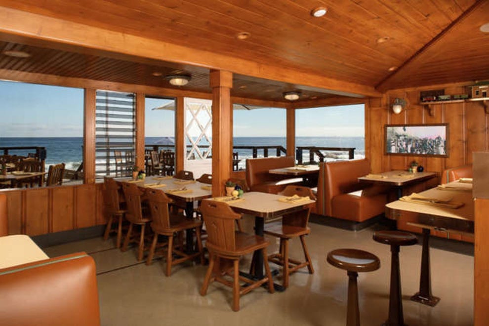 Cafe Crystal Cove Orange County Restaurants Review