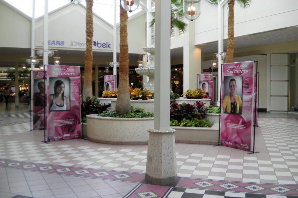 Oglethorpe Mall Savannah Shopping Review 10Best Experts and Tourist