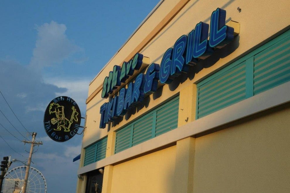 Beach Bars Nightlife in Myrtle Beach