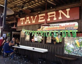 Photo courtesy of <a href="http://www.facebook.com/pages/Coach-House/28558586402?ref=ts&fref=ts#!/pages/Coach-House-Tavern-Scottsdale/110651195616269?fref=ts" target="_968988878" rel="nofollow">Coach House</a>
