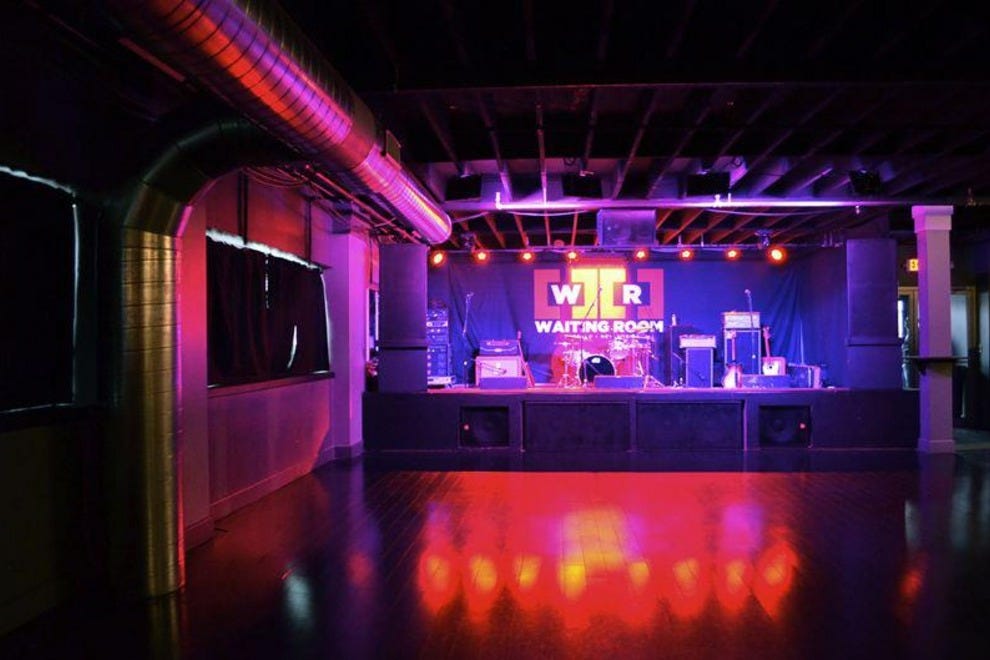 The Waiting Room Buffalo Nightlife Review 10Best Experts and Tourist