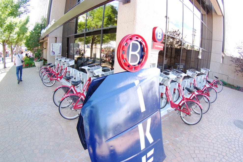 b cycle stations near me