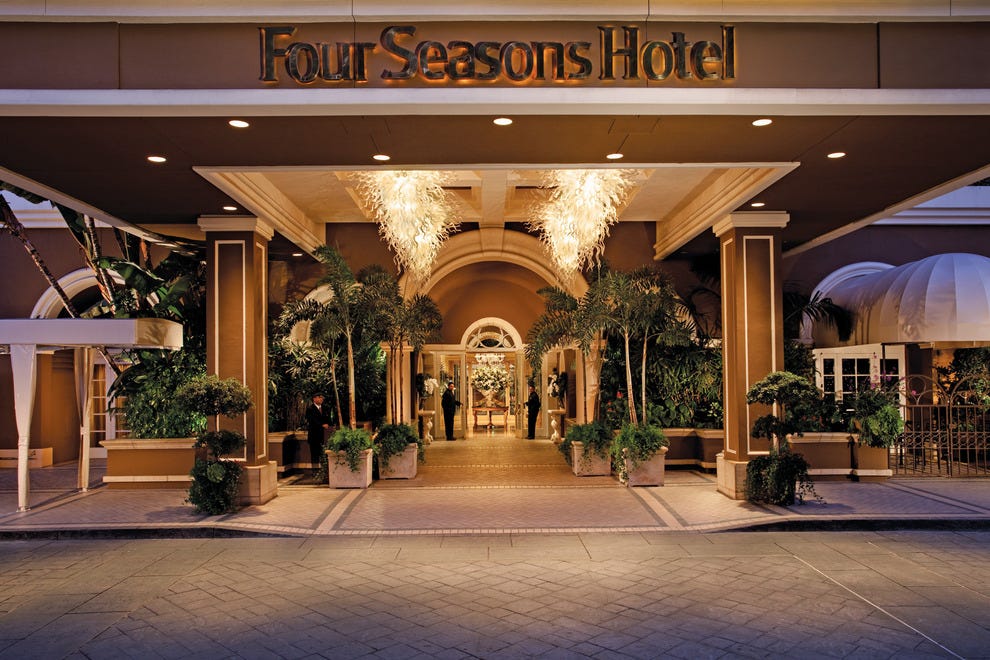 Four Seasons Los Angeles at Beverly Hills: Los Angeles Hotels Review