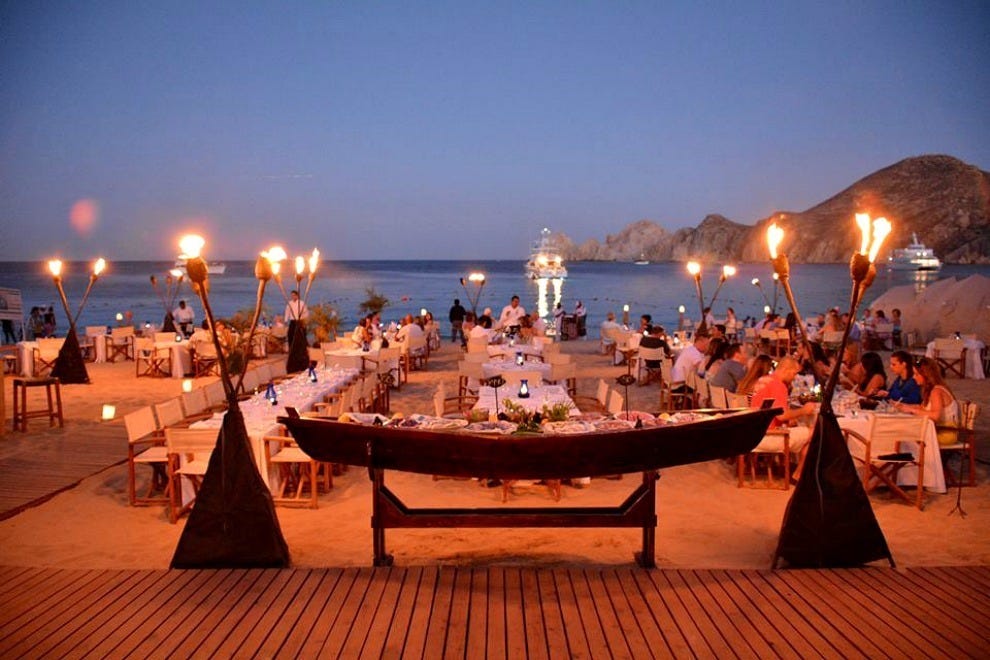 Callejon El Pescador, Medano Beach Cabo San Lucas, 23450 Phone: (624) 143-1111 www.bajacantinabeachclub.com