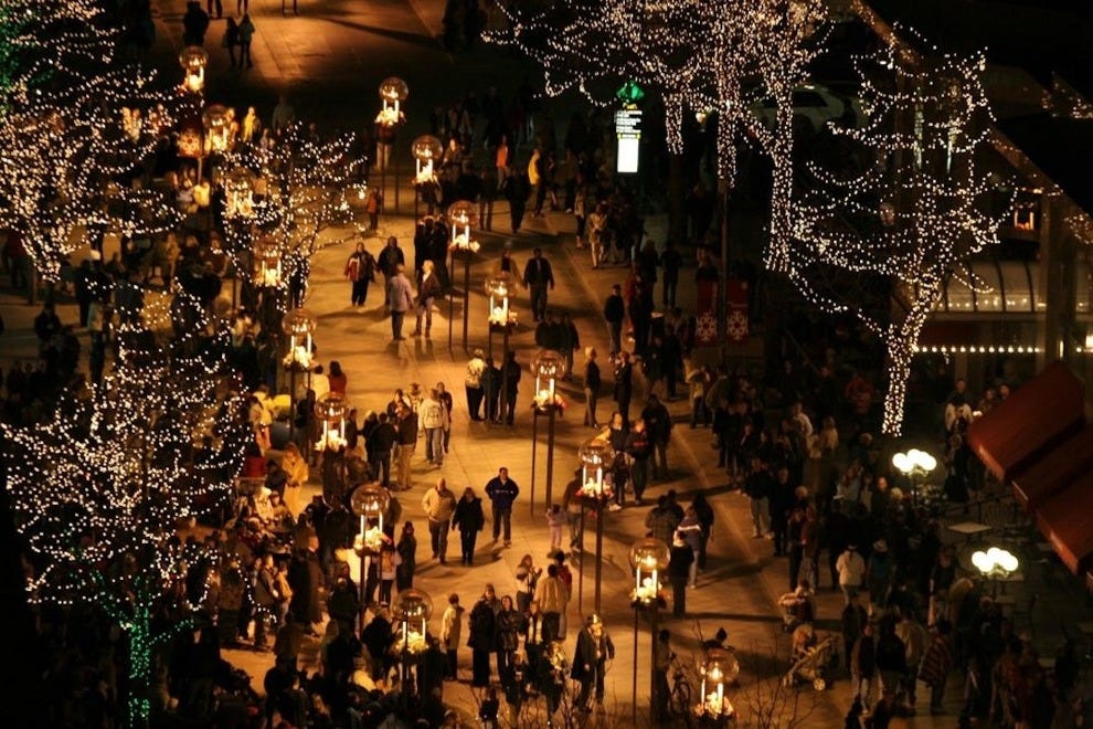 16th Street Mall of Denver Boulder Shopping Review 10Best Experts