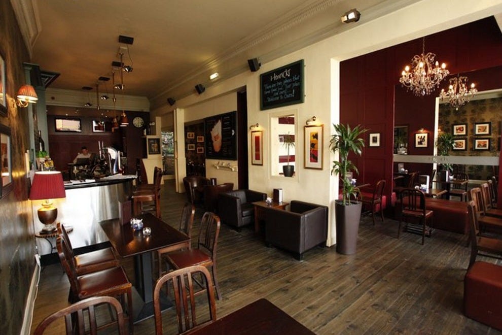 Bruntsfield/Morningside's Best Pubs Nightlife in Edinburgh