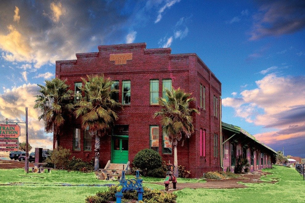 Morean Center for Clay St. Petersburg / Clearwater Attractions Review