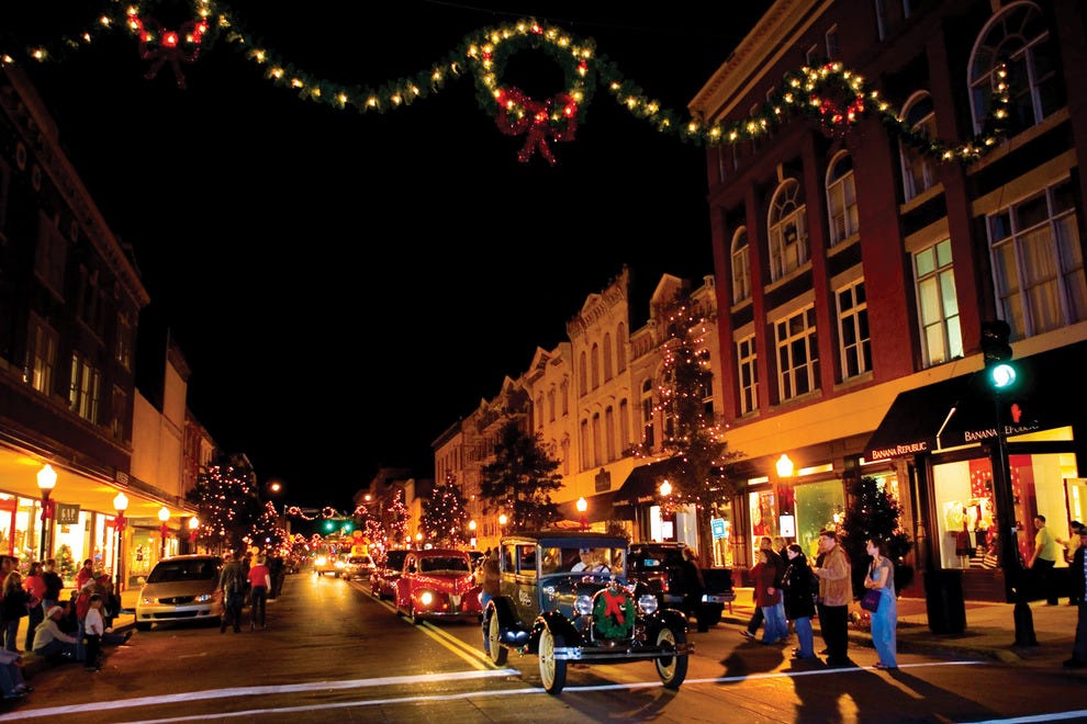 holiday attractions attractions in savannah savannah ga at christmas time