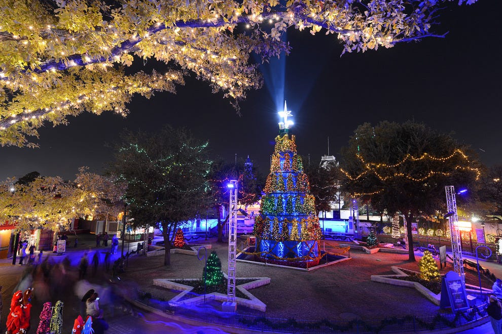 Best Theme Park Holiday Event Winners 2015 10Best Readers' Choice