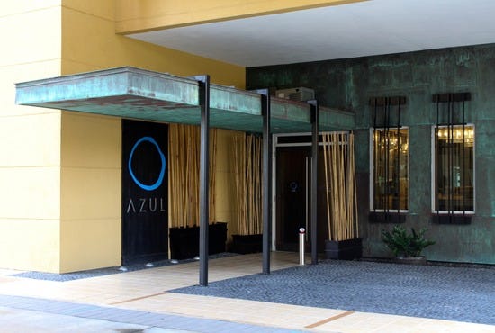Azul