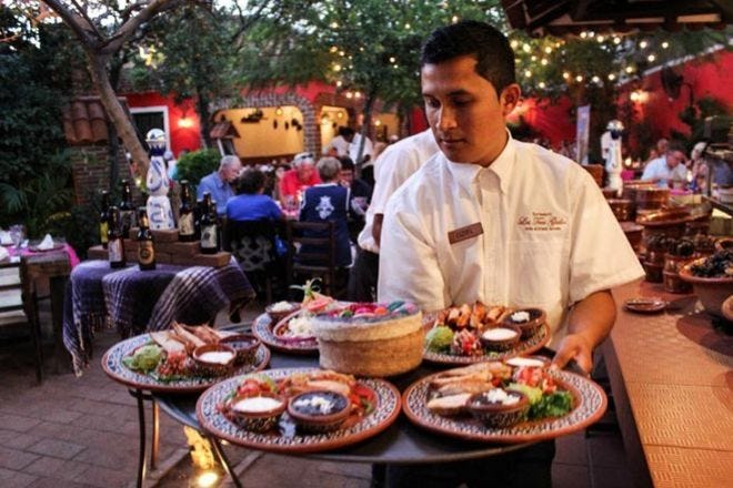 Cabo San Lucas Value Restaurants 10best Bargain Restaurant Reviews Restaurant Slideshow Best Value In Cabo San Lucas
