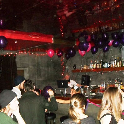 Alibi Room makes for some of the best nightlife in Seattle, WA