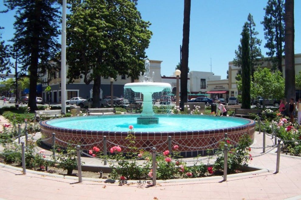 Old Towne Orange Historical Plaza District Orange County Shopping Review 10Best Experts and