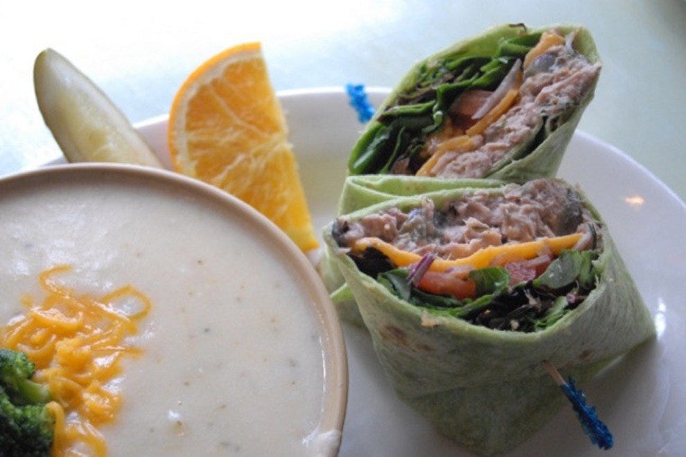 Best Charleston Lunch Restaurants Top 10best Restaurant Reviews Restaurant Slideshow Lunch In Charleston