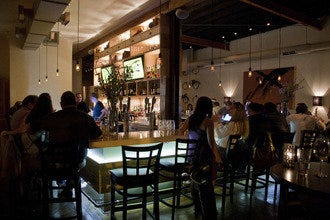 Best Memphis Restaurants Top 10best Restaurant Reviews From Hip To Hog Cooper Young Rocks The Memphis Dining Scene