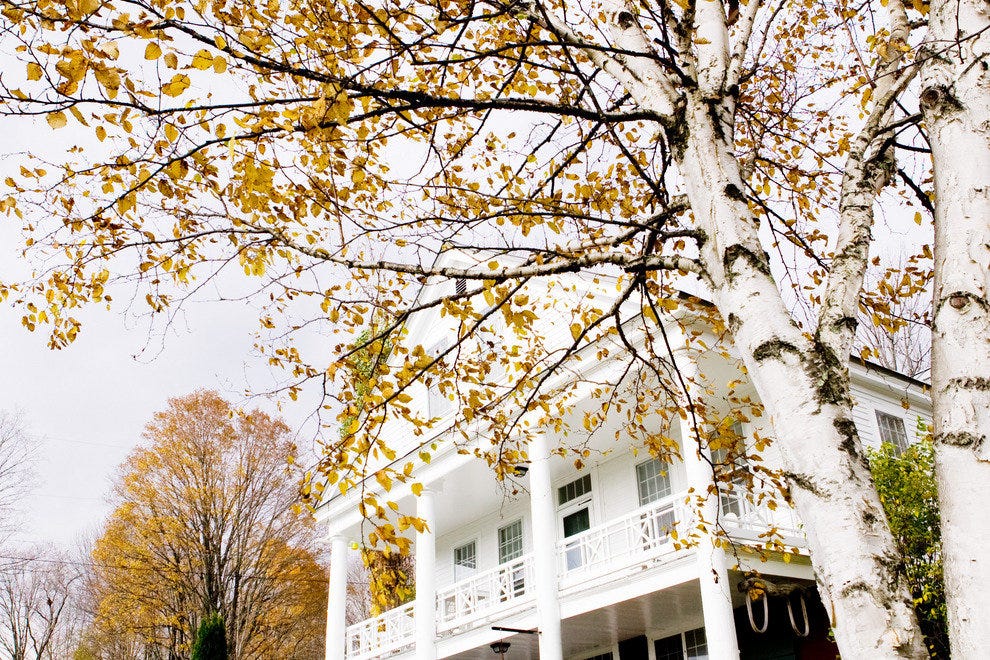 5 Hotels with Beautiful Fall Views