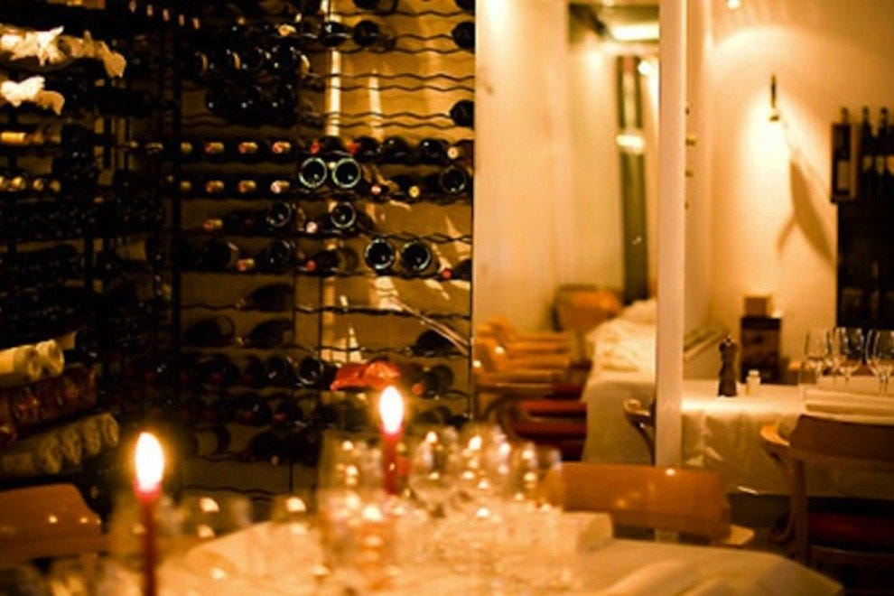 Utrechtsedwarstafel Французские рестораны в Амстердаме