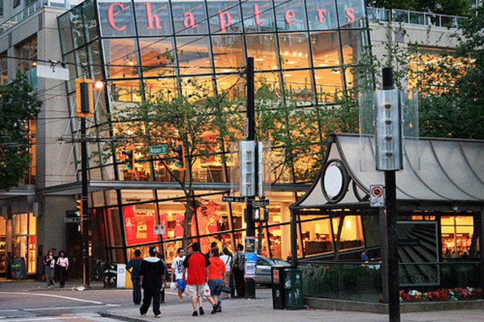 Chapters Vancouver Shopping Review 10Best Experts and Tourist Reviews