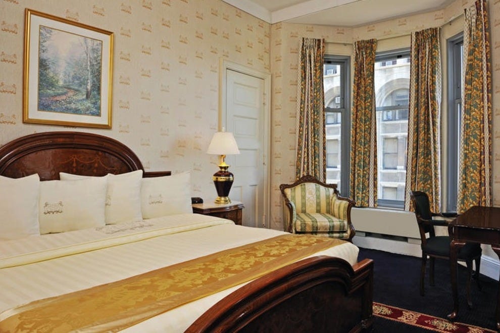 Hotels Near Solr Field In Chicago Hotel Slideshow Hotels Near Solr Field