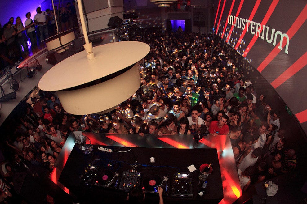 Lisbon Night Clubs, Dance Clubs 10Best Reviews