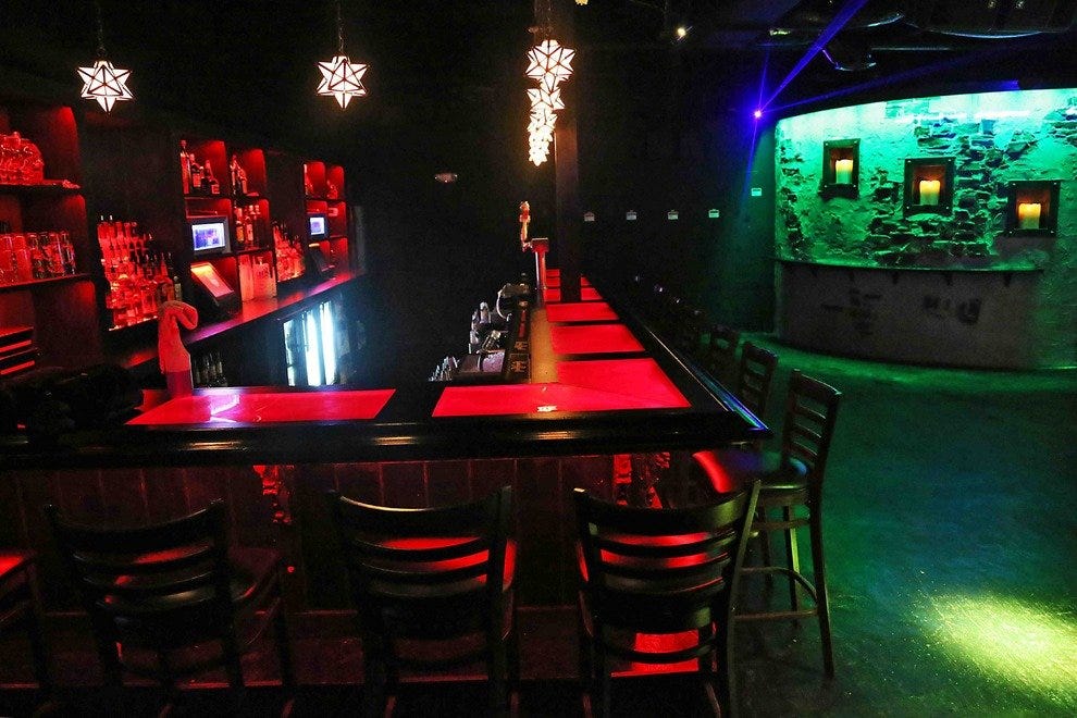 Dungeon Lounge Orlando Nightlife Review 10Best Experts and Tourist