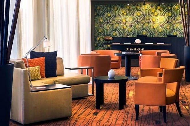 Phoenix: Airport Hotels near PHX: Airport Hotel Reviews: 10Best