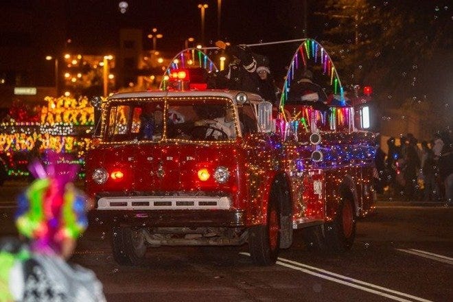 Tucson Christmas Parade 2022 Annual Downtown Parade Of Lights Is One Of The Very Best Things To Do In  Tucson