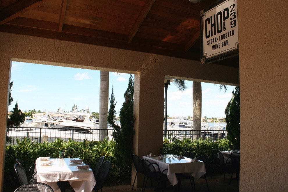 Naples Steakhouses 10best Steakhouse Reviews Restaurant Slideshow Steakhouses In Naples Chop 239