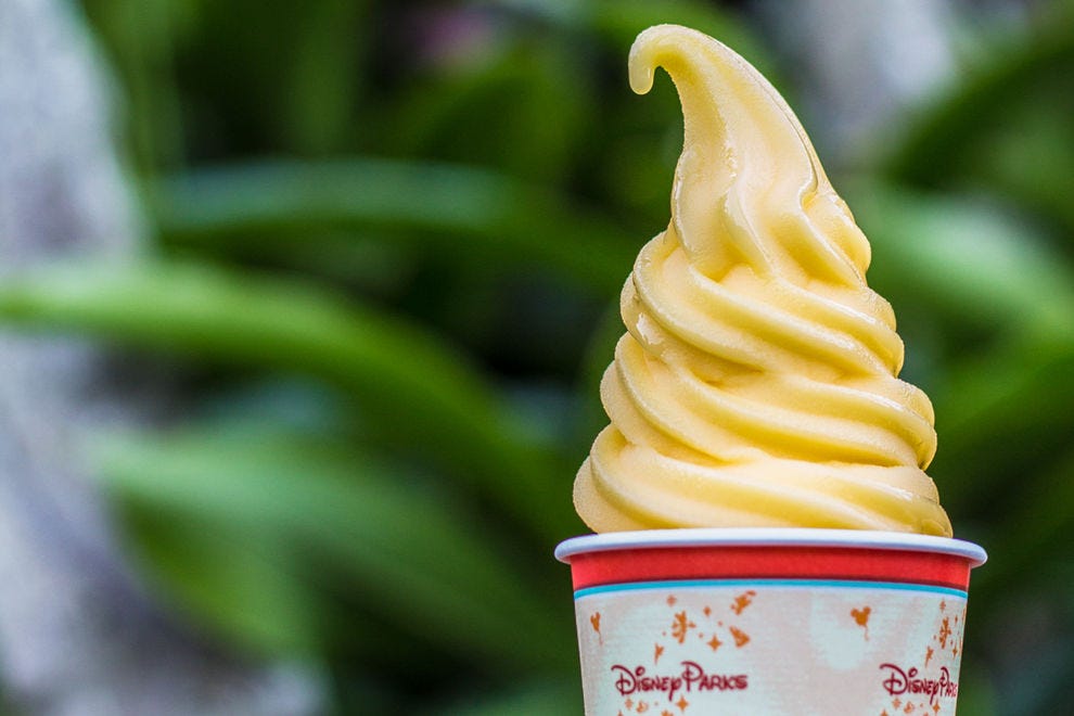 10 theme park foods that will get your taste buds in on the thrills