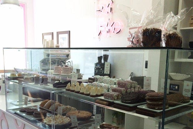 Cake Monkey Bakery: Los Angeles Restaurants Review ...