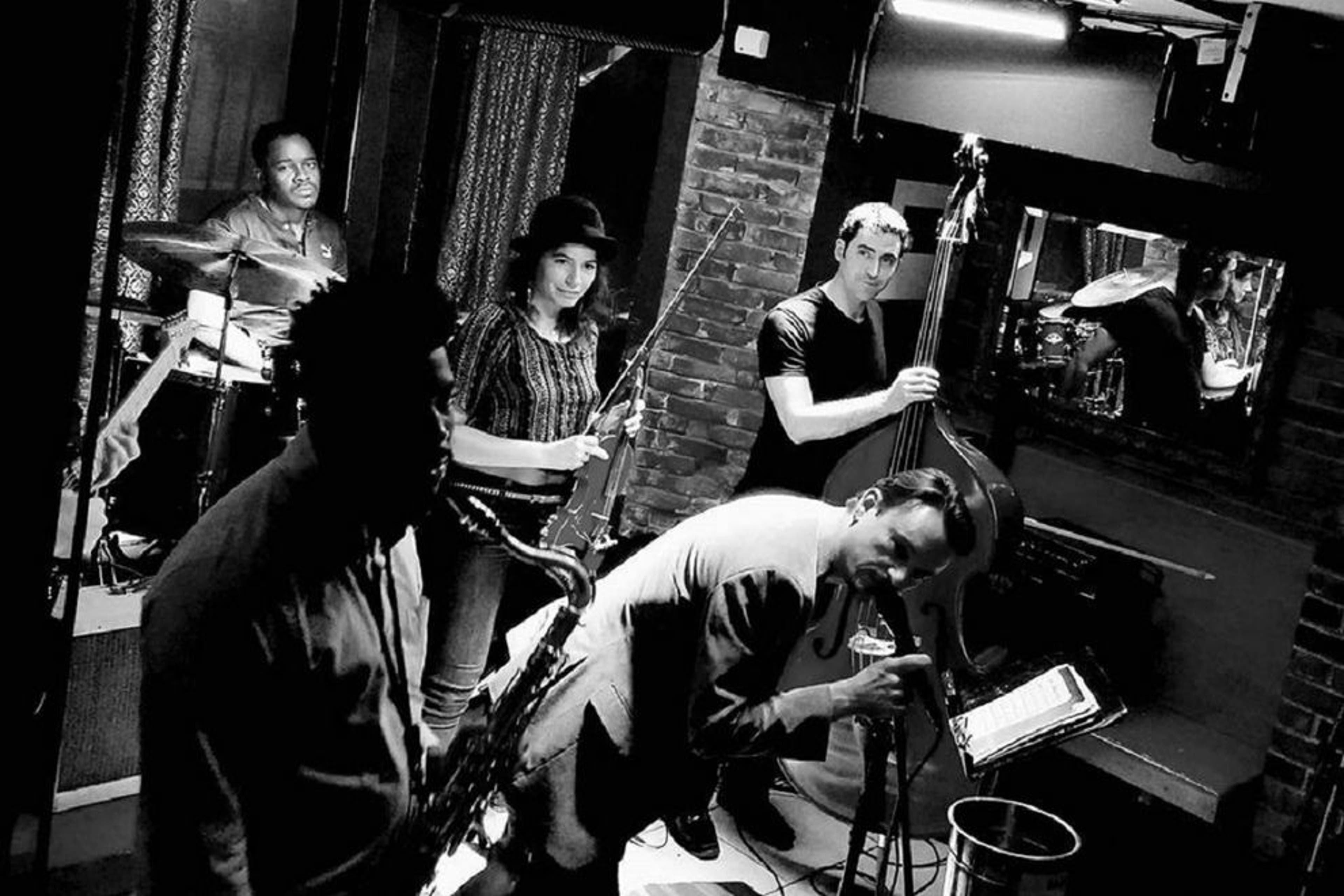 bethesda jazz and blues club dress code Is there a dress code? Bethesda Blues & Jazz Supper Club