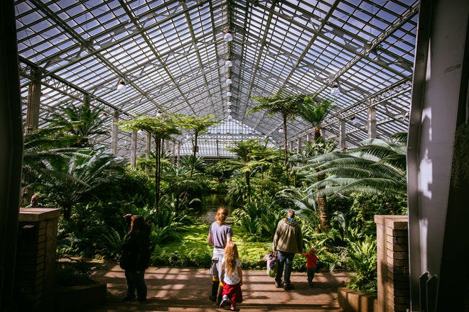 Garfield Park Conservatory is one of the very best things to do in Chicago