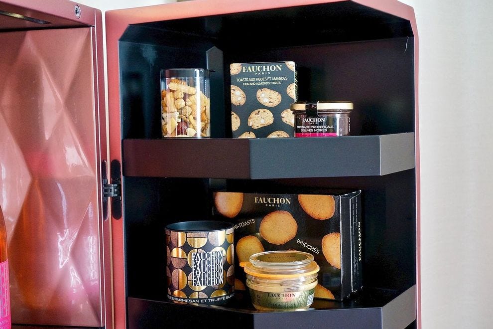 Even more snacks in the gourmet bar