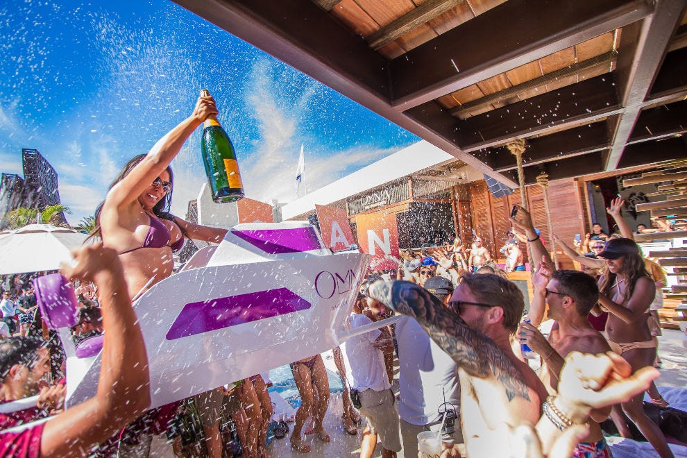 Cabo San Lucas Night Clubs, Dance Clubs 10Best Reviews