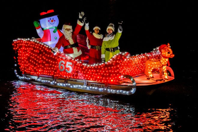 Eastport Yacht Club Lights Parade