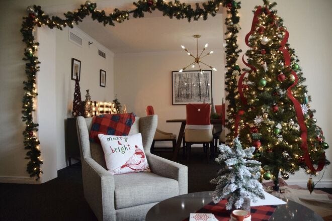 Christmas Holiday Lodging Package