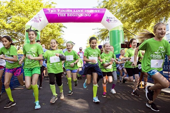 Color Run 5K fun run takes place in Downtown Las Vegas