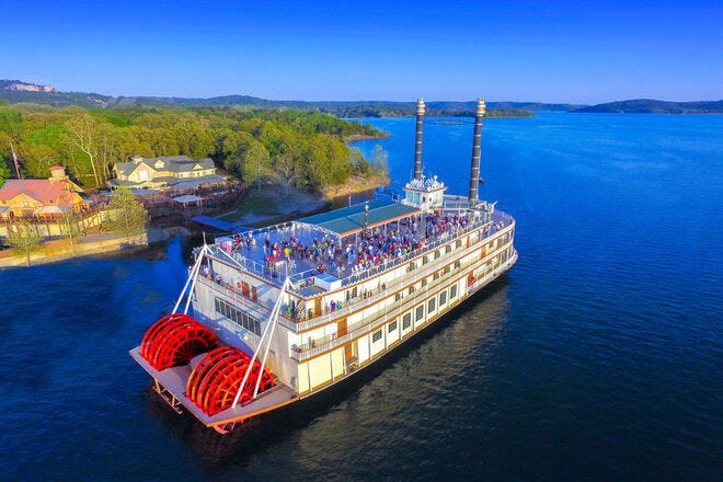 Showboat Branson Belle