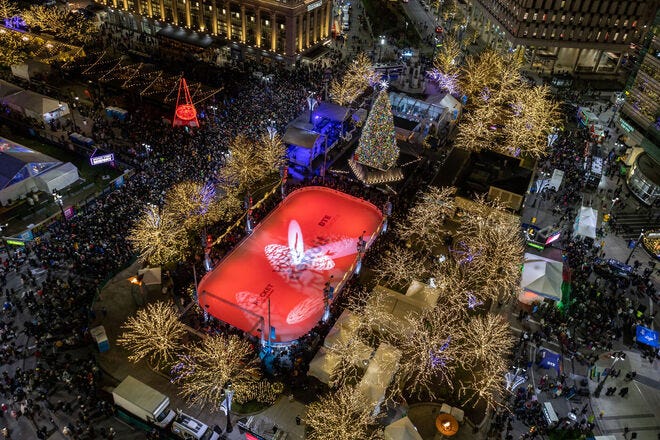 10 best ice skating rinks in the US, from snowy locales to seaside spots