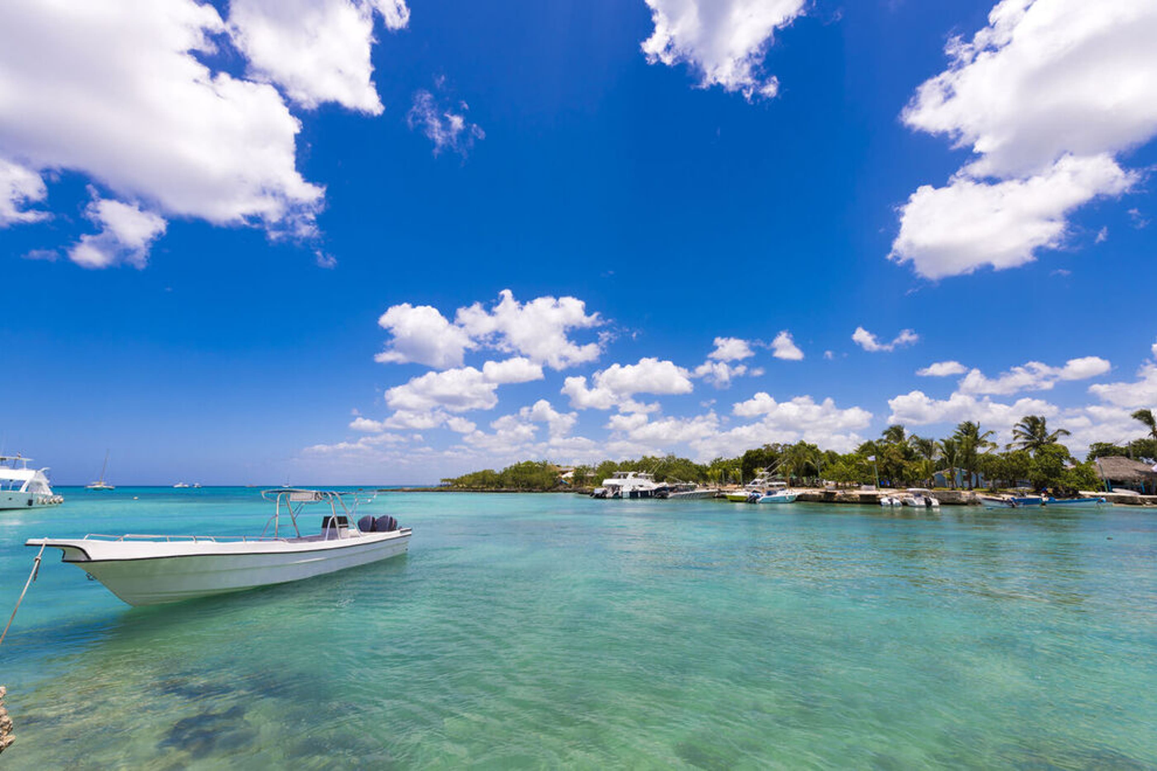 Bayahibe's gentle current is perfect for beginner divers