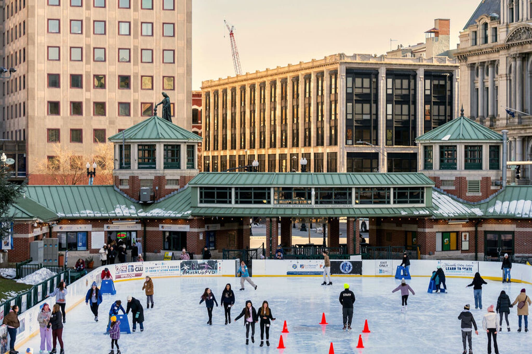 10 best ice skating rinks in the US to visit this winter